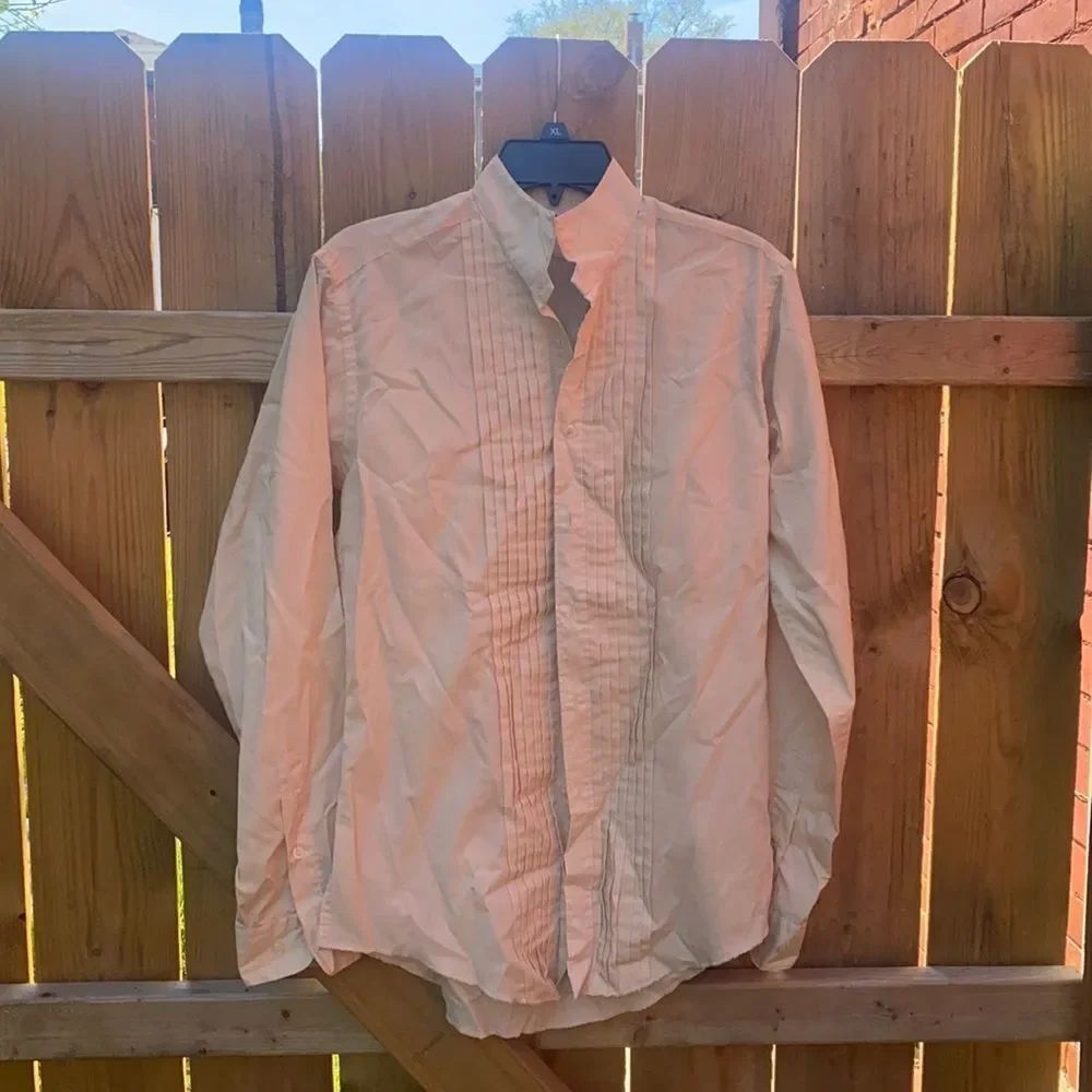 Pleated button down blouse sz. M